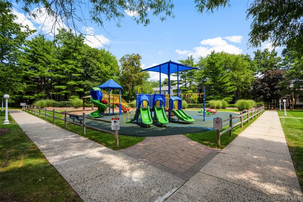 59 Chester Lane Nanuet, NY 10954