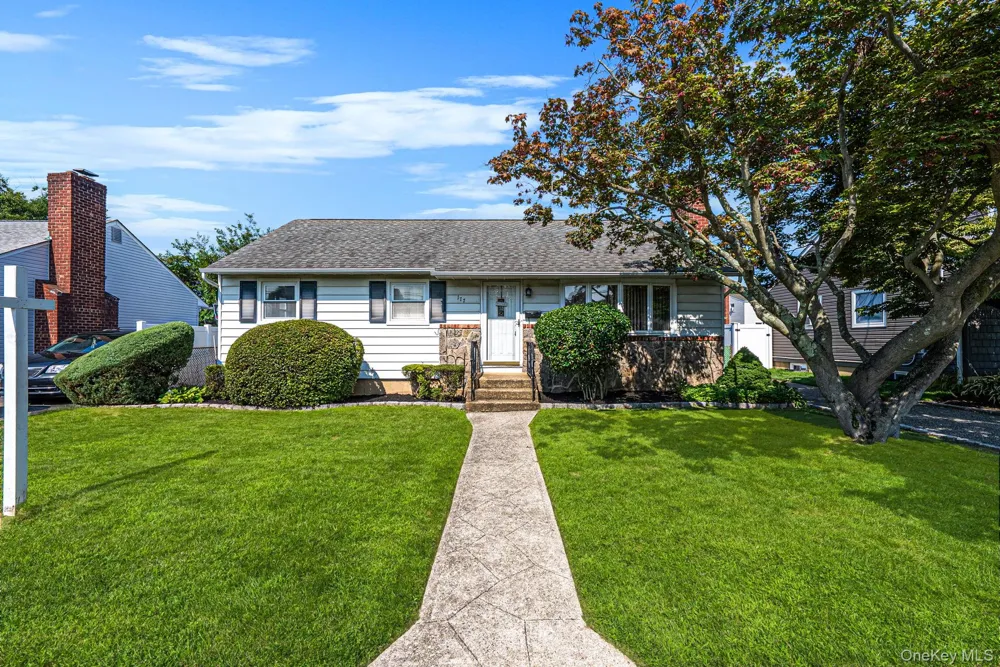 177 10th Street Bethpage, NY 11714