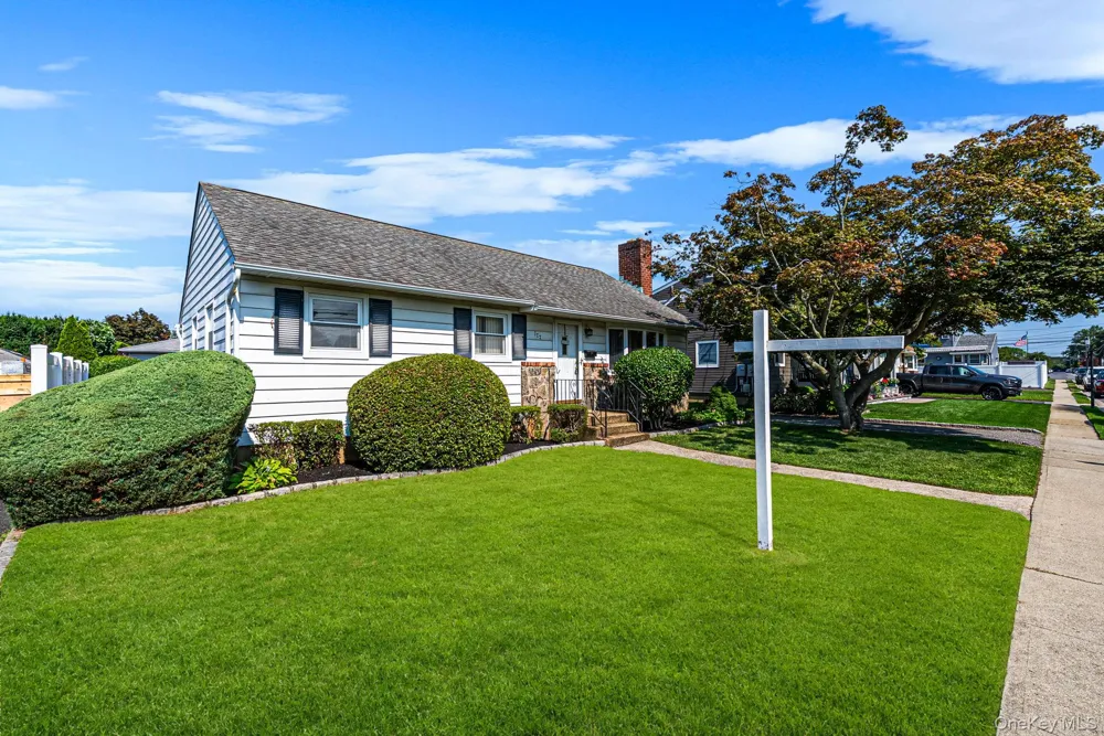 177 10th Street Bethpage, NY 11714