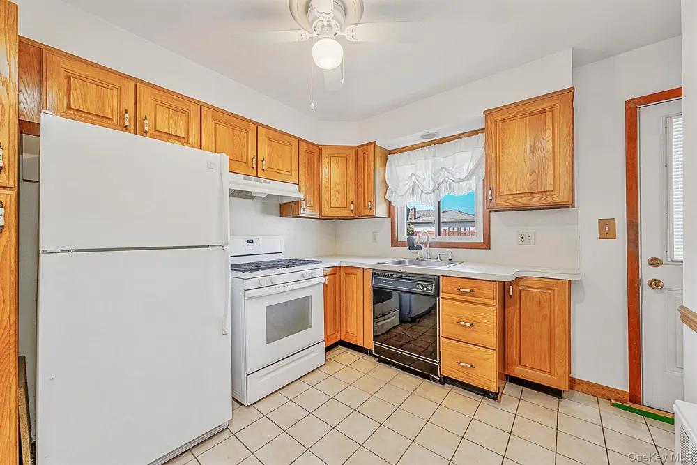 177 10th Street Bethpage, NY 11714