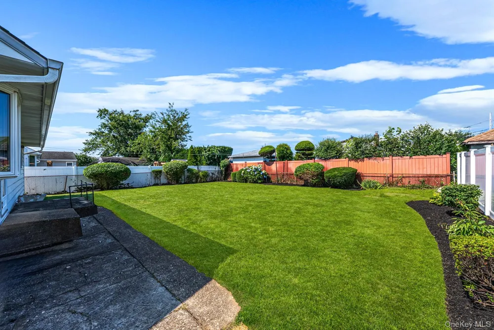 177 10th Street Bethpage, NY 11714