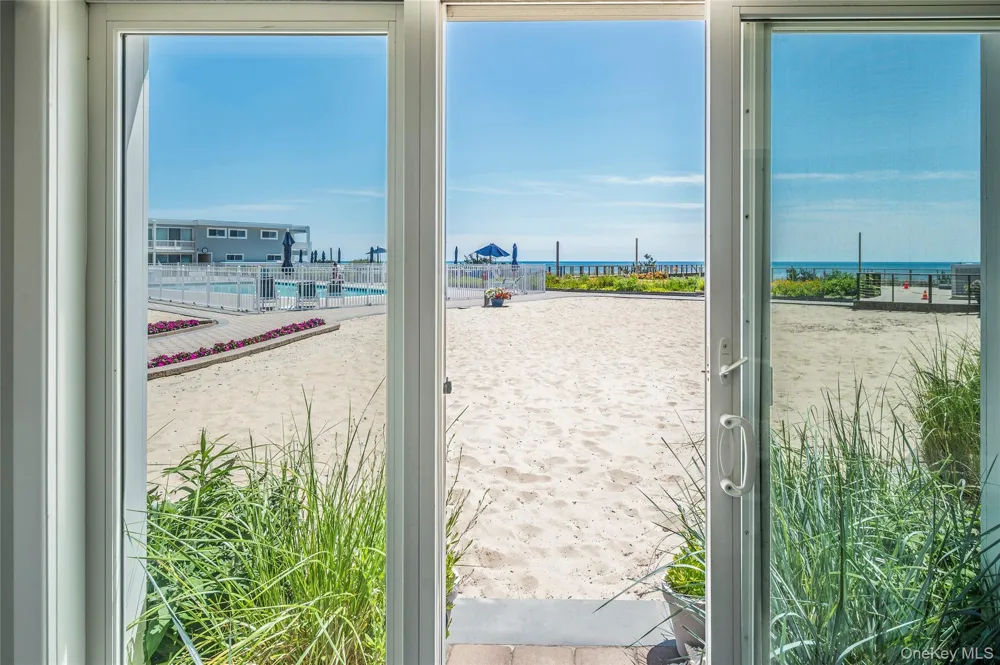 585 Dune #A18 Westhampton, NY 11977