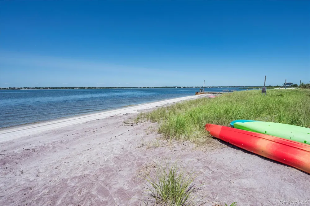 585 Dune #A18 Westhampton, NY 11977