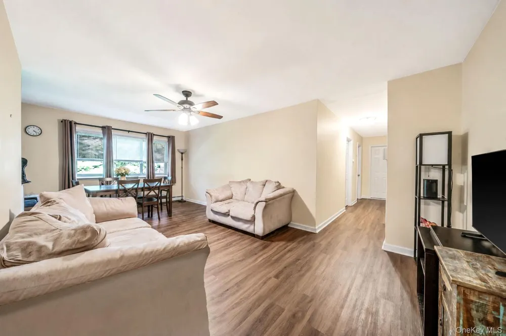 2449F Union Boulevard #9B Islip, NY 11751