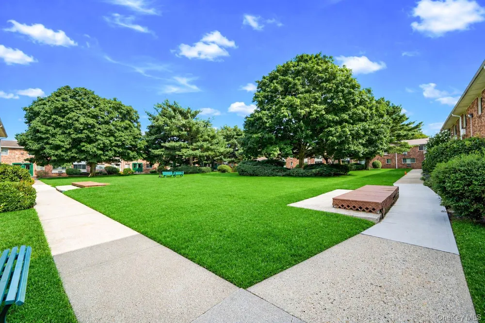 2449F Union Boulevard #9B Islip, NY 11751