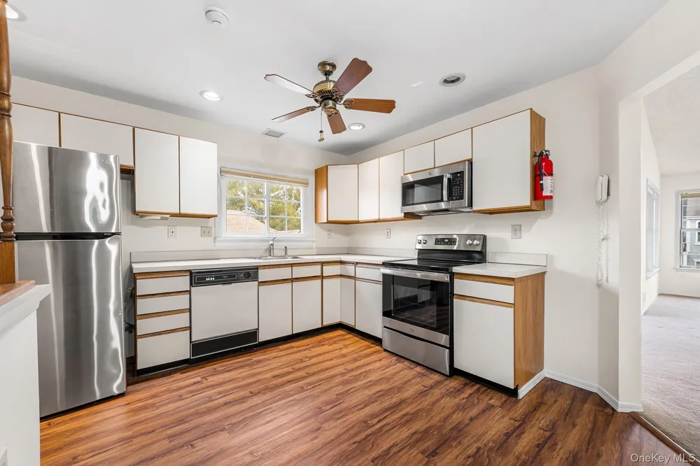 11D Rothwell Drive Call Listing Agent, NJ 08831