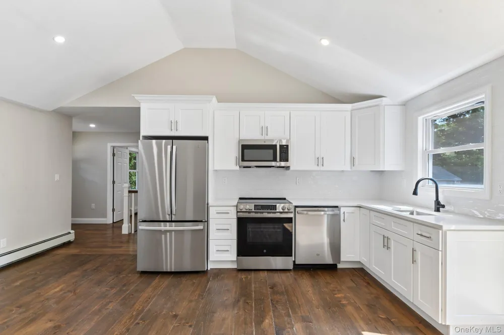 5 Kew Drive Sound Beach, NY 11789