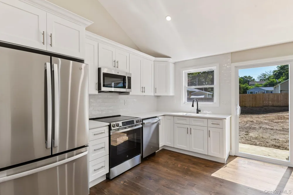 5 Kew Drive Sound Beach, NY 11789