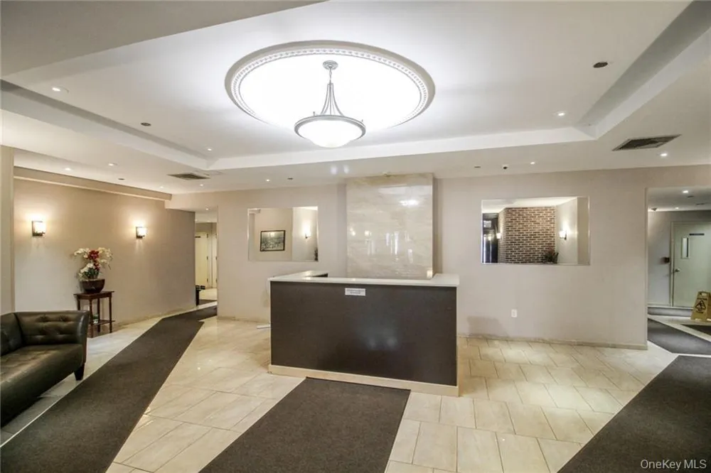 23 Water Grant Street #8I Yonkers, NY 10701