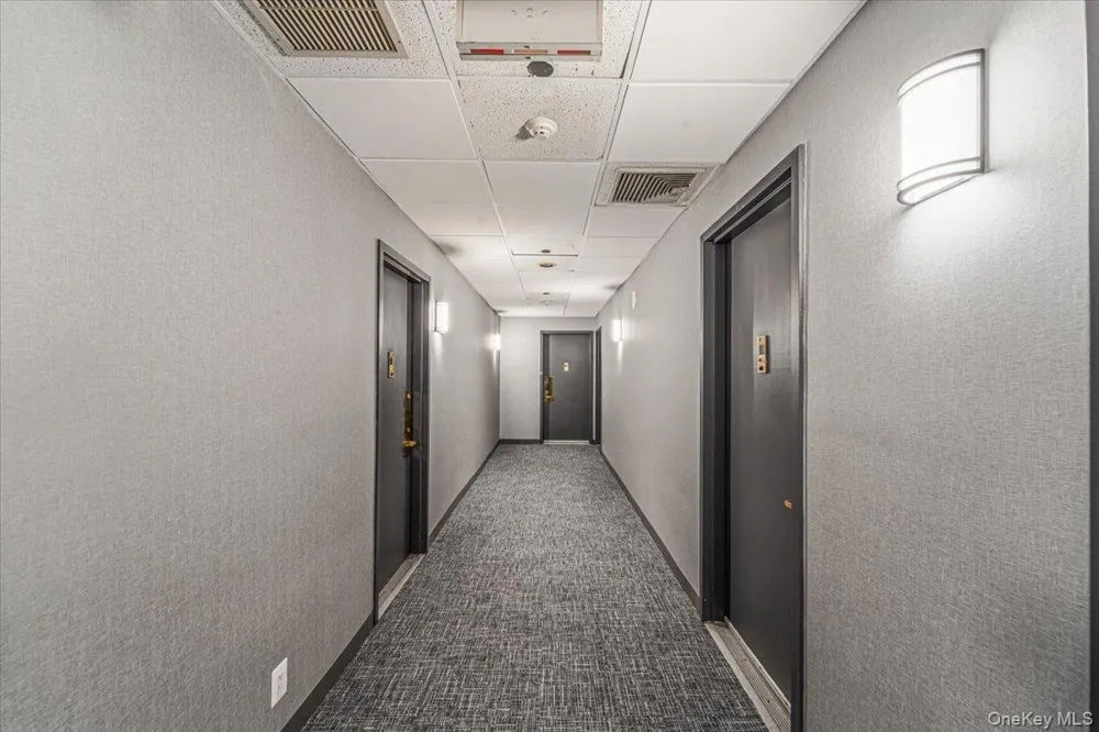 23 Water Grant Street #8I Yonkers, NY 10701