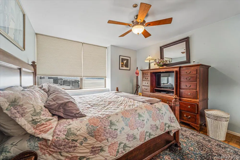 23 Water Grant Street #8I Yonkers, NY 10701