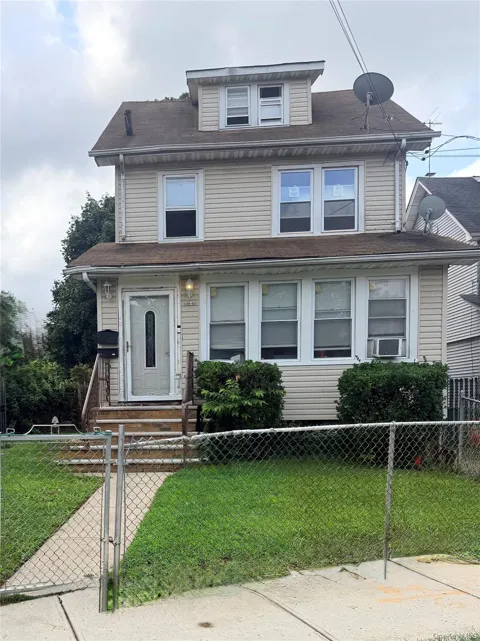 18640 Murdock Avenue #2nd Floor