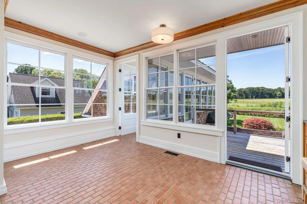 118 Peconic Bay Boulevard Aquebogue, NY 11931