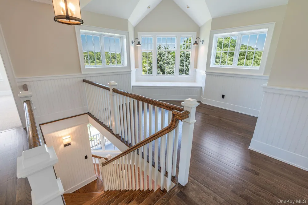118 Peconic Bay Boulevard Aquebogue, NY 11931