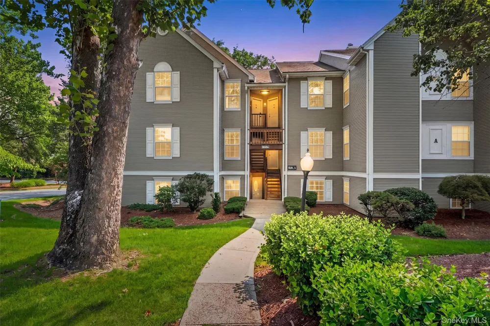 1002 Washington Green #AG2 New Windsor, NY 12553