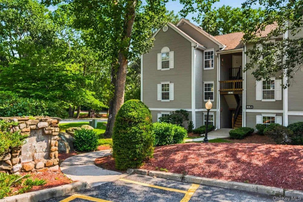 1002 Washington Green #AG2 New Windsor, NY 12553