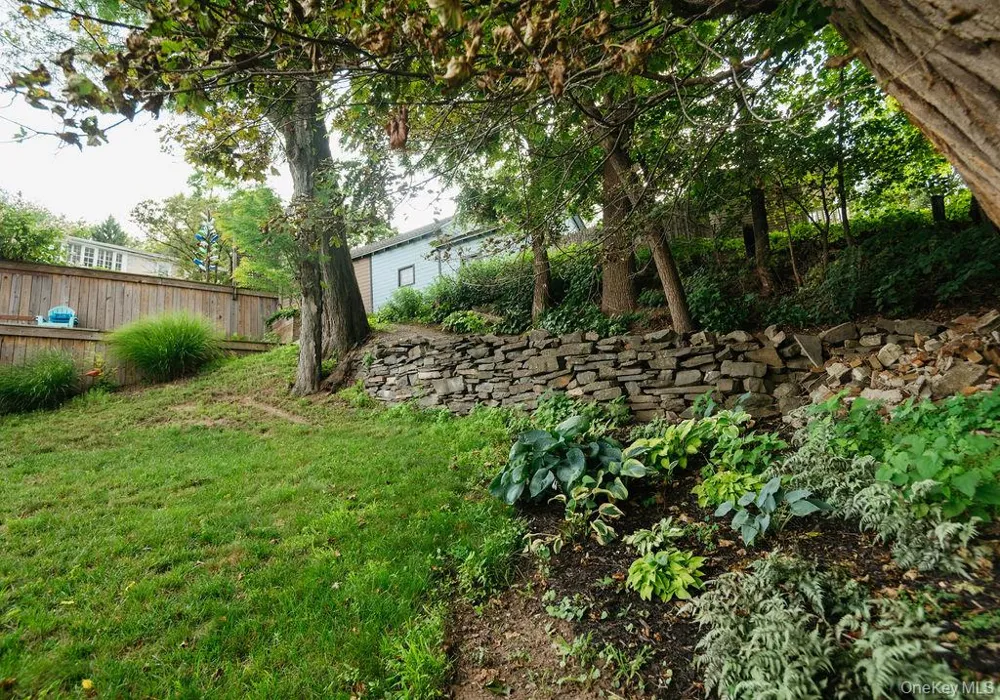 59 Hill Street Saugerties, NY 12477