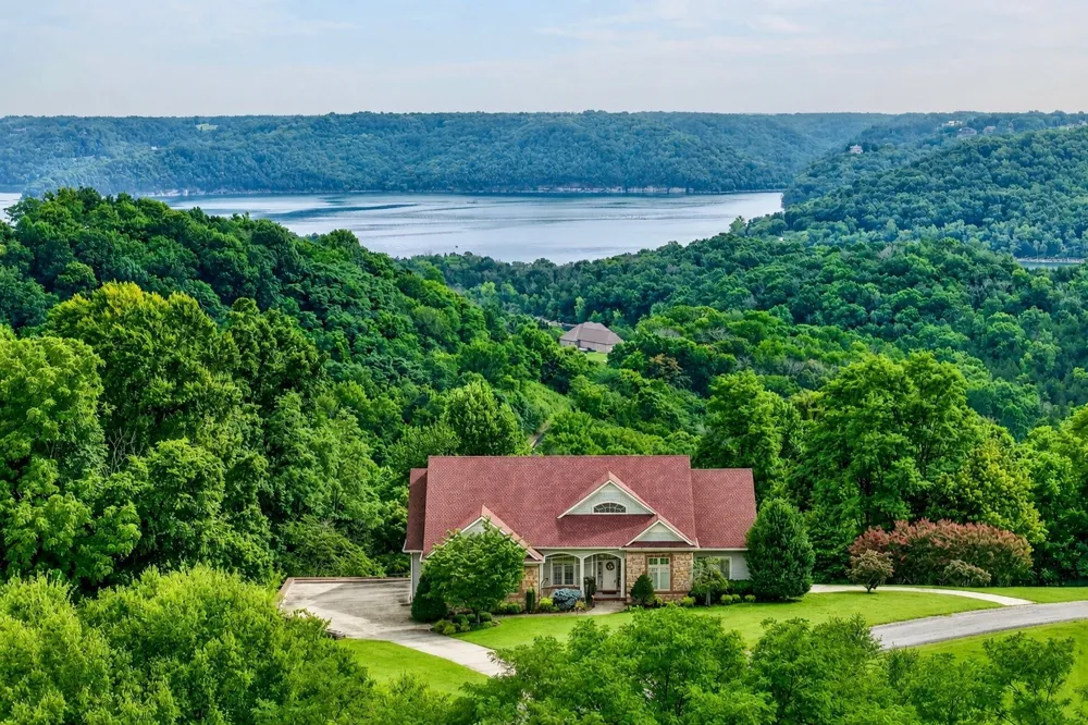 4635 Coconut Ridge Rd Smithville, TN 37166