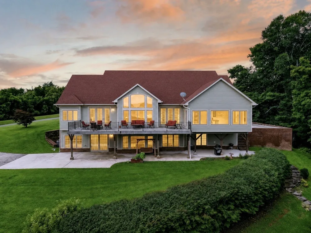 4635 Coconut Ridge Rd Smithville, TN 37166