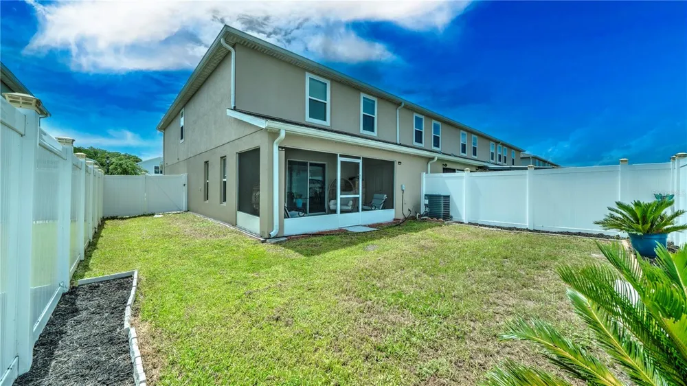 2933 FIELDWOOD CIRCLE St Cloud, FL 34772