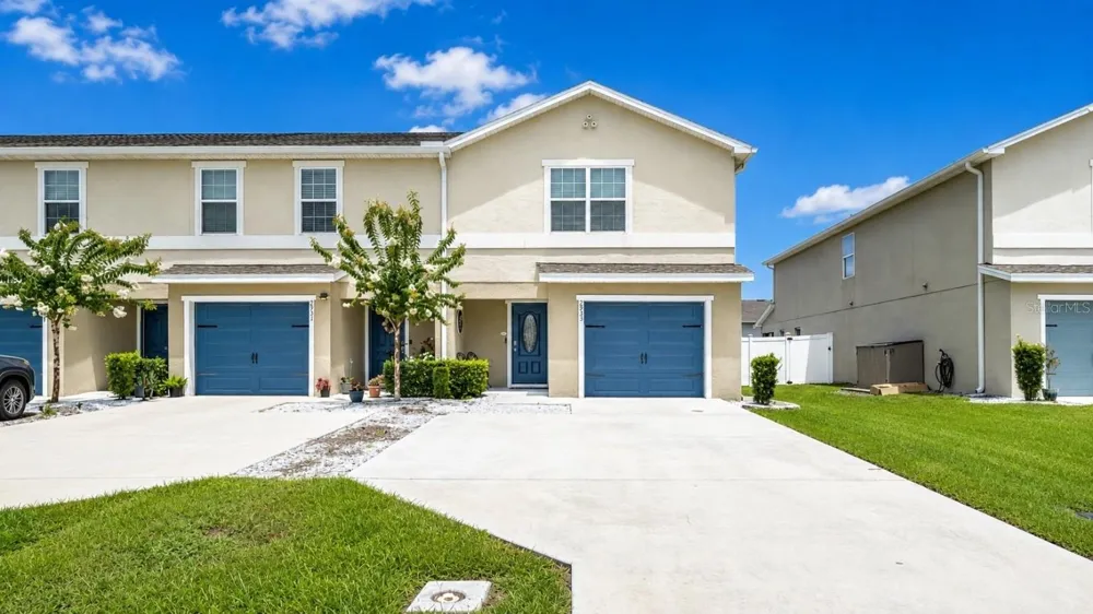 2933 FIELDWOOD CIRCLE St Cloud, FL 34772