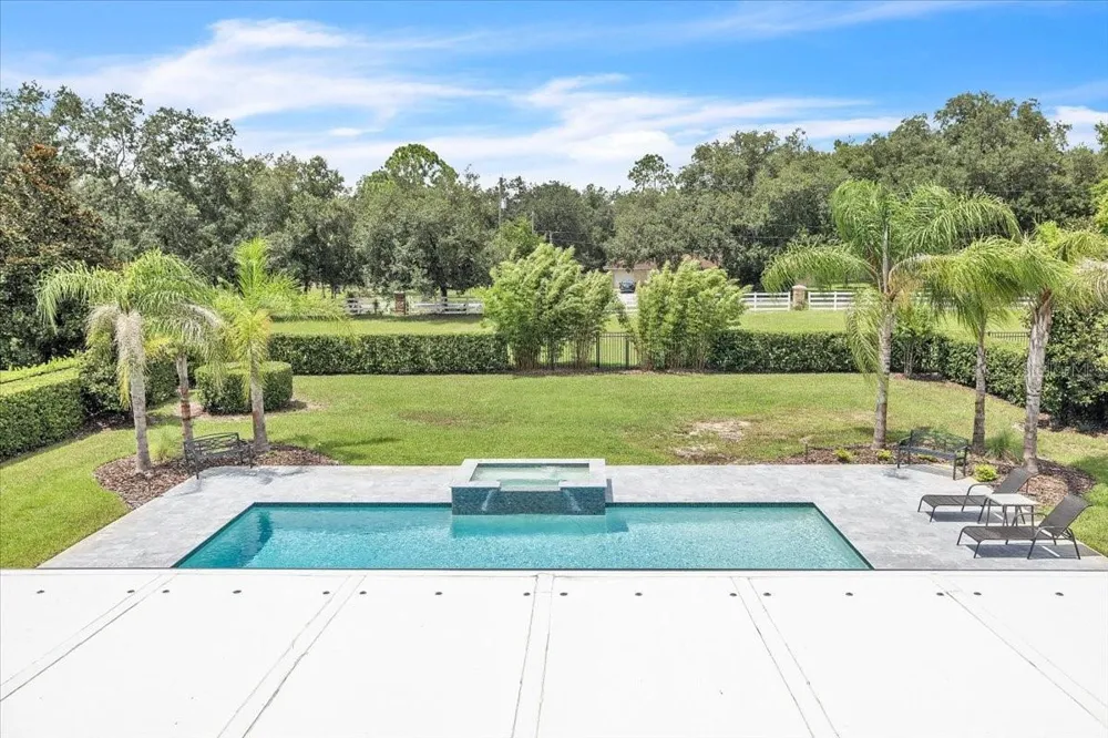 17923 BARN CLOSE DRIVE Lutz, FL 33559