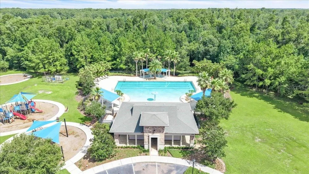 17923 BARN CLOSE DRIVE Lutz, FL 33559