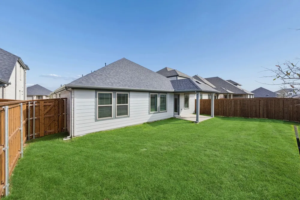 3204 Azalea Lane Gunter, TX 75058