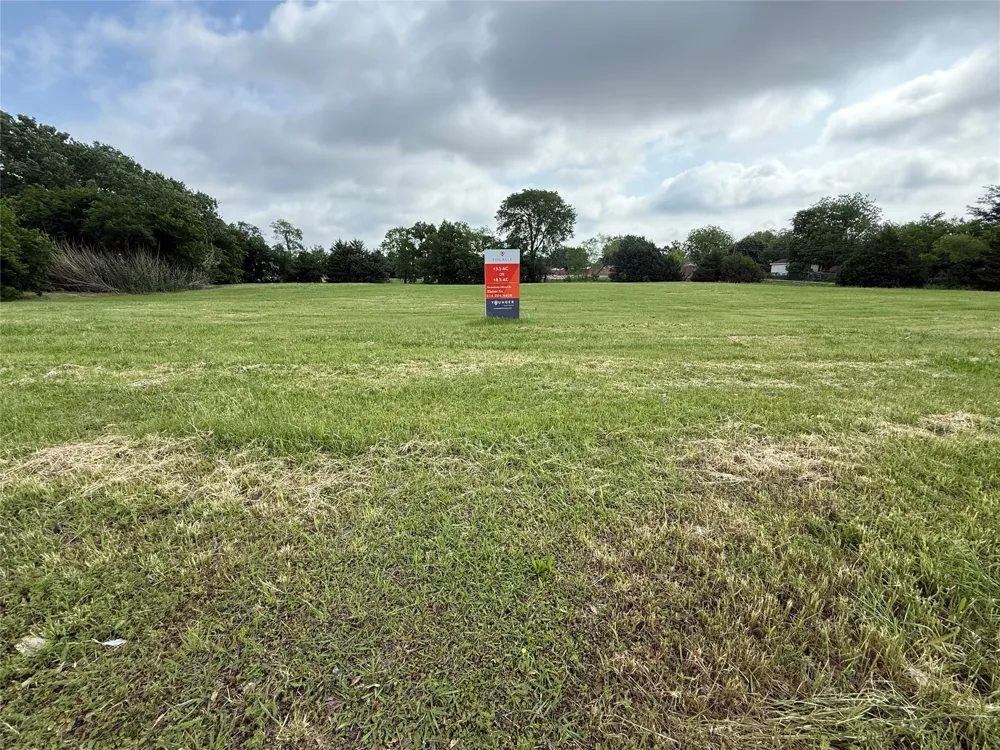 2500 Baker Drive Mesquite, TX 75150