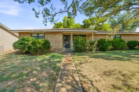 904 Spanish Trail Drive