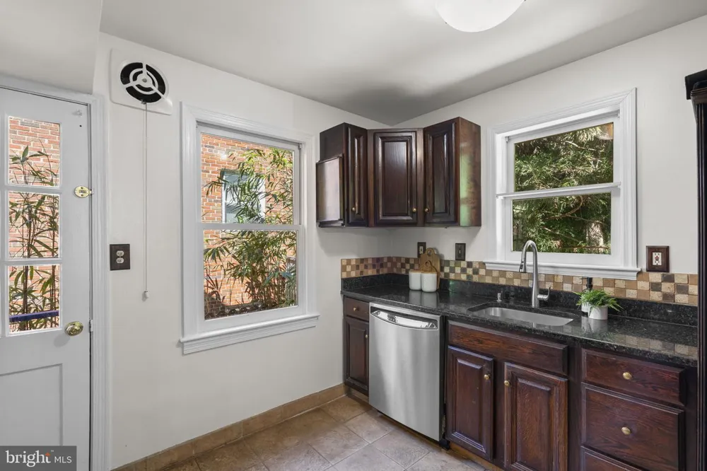 505 THAYER AVENUE Silver Spring, MD 20910