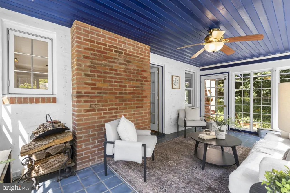 505 THAYER AVENUE Silver Spring, MD 20910