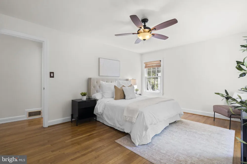 505 THAYER AVENUE Silver Spring, MD 20910