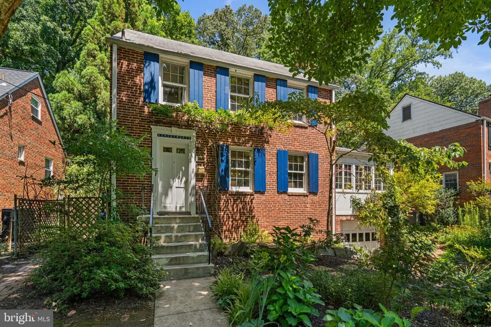 505 THAYER AVENUE Silver Spring, MD 20910