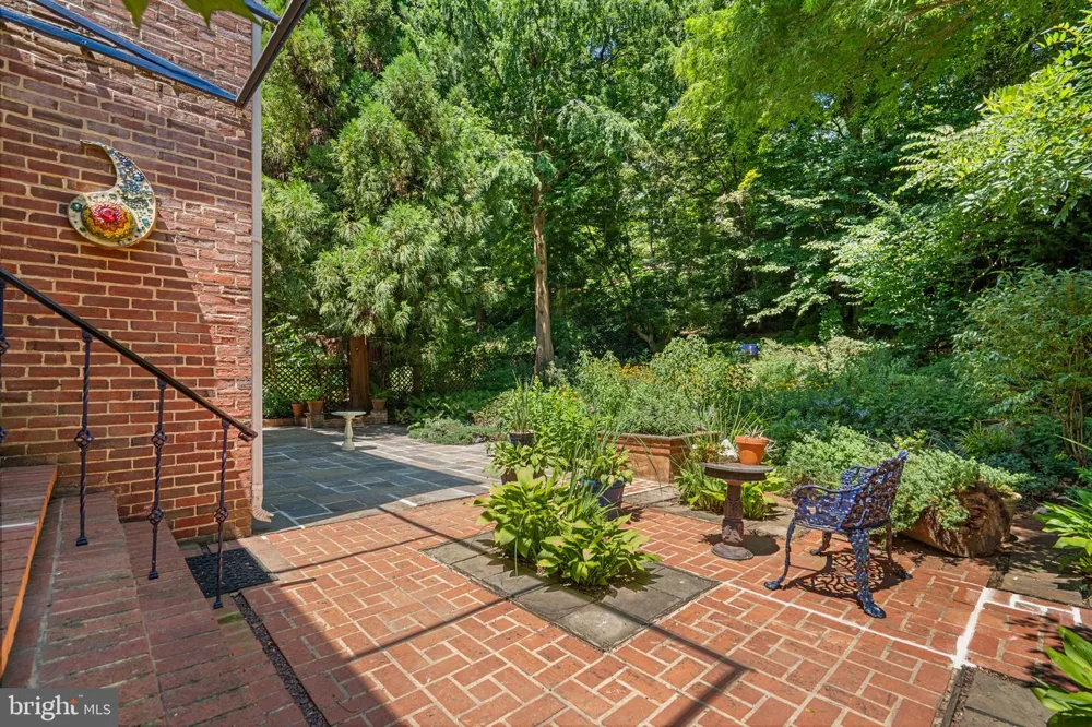505 THAYER AVENUE Silver Spring, MD 20910