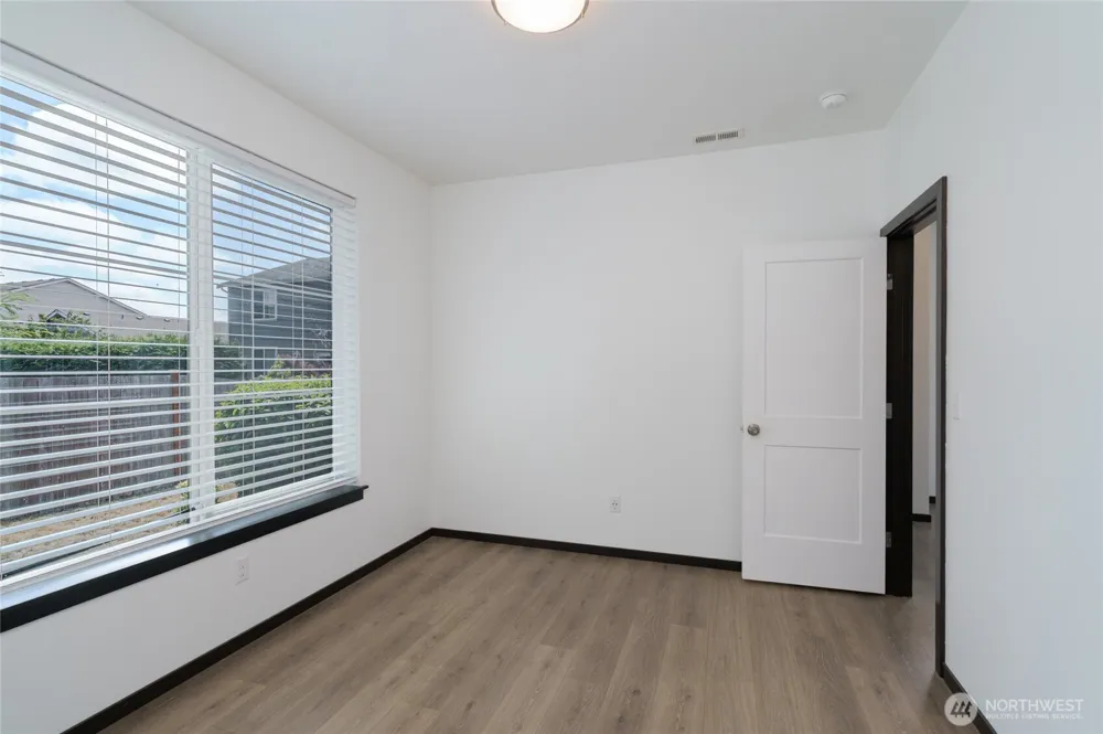 3346 Inverness Street Mount Vernon, WA 98273