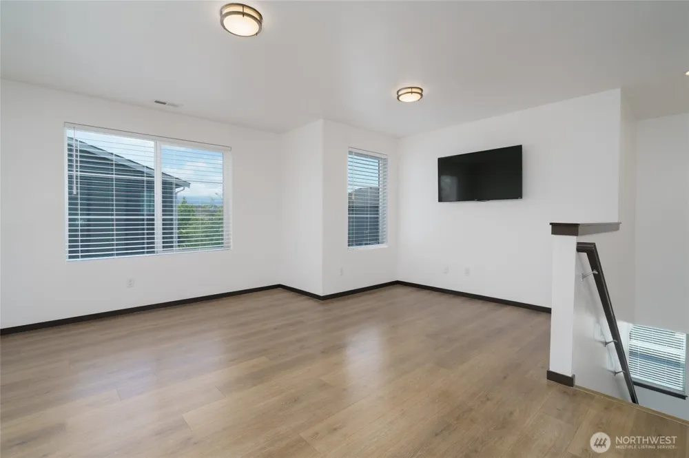 3346 Inverness Street Mount Vernon, WA 98273