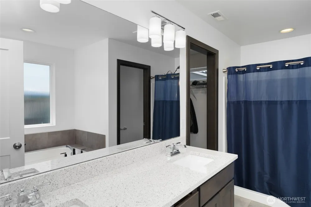 3346 Inverness Street Mount Vernon, WA 98273