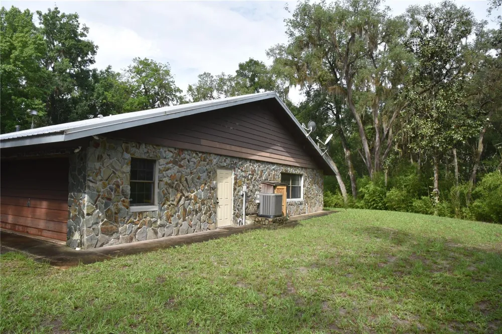 8650 NW 136TH AVENUE Chiefland, FL 32626