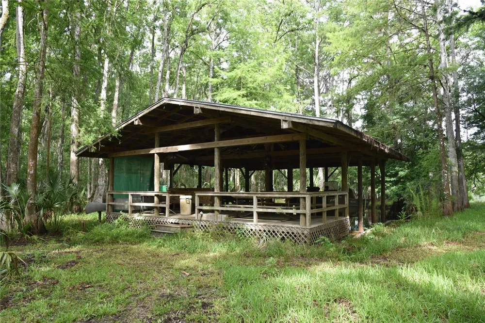 8650 NW 136TH AVENUE Chiefland, FL 32626