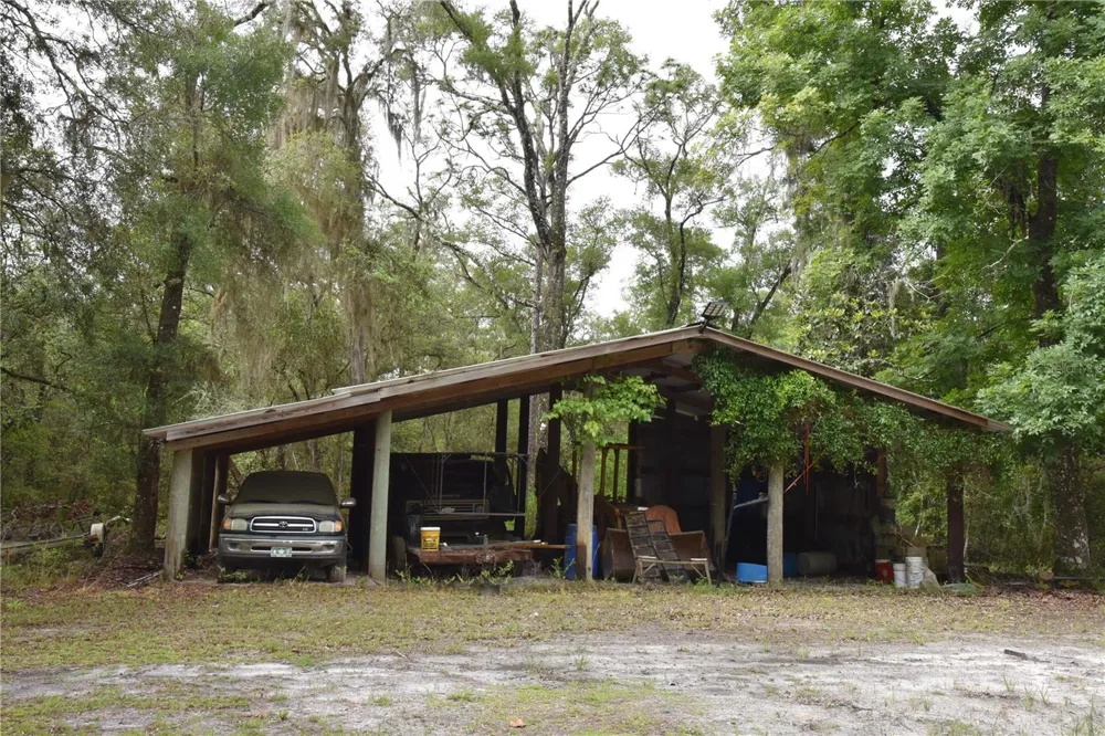 8650 NW 136TH AVENUE Chiefland, FL 32626