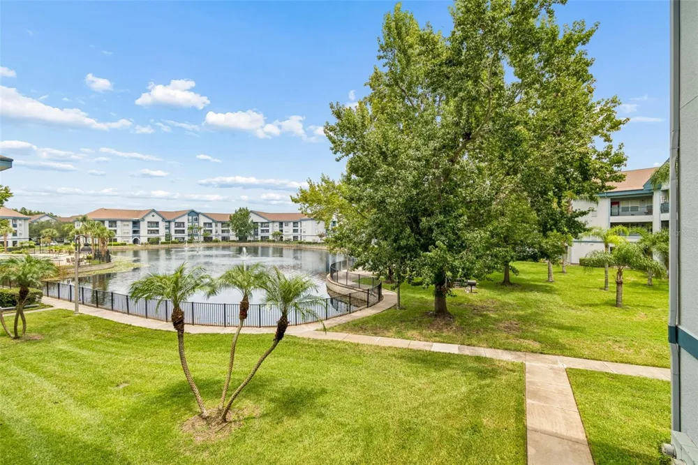 1640 VILLA CAPRI CIRCLE #208 Odessa, FL 33556
