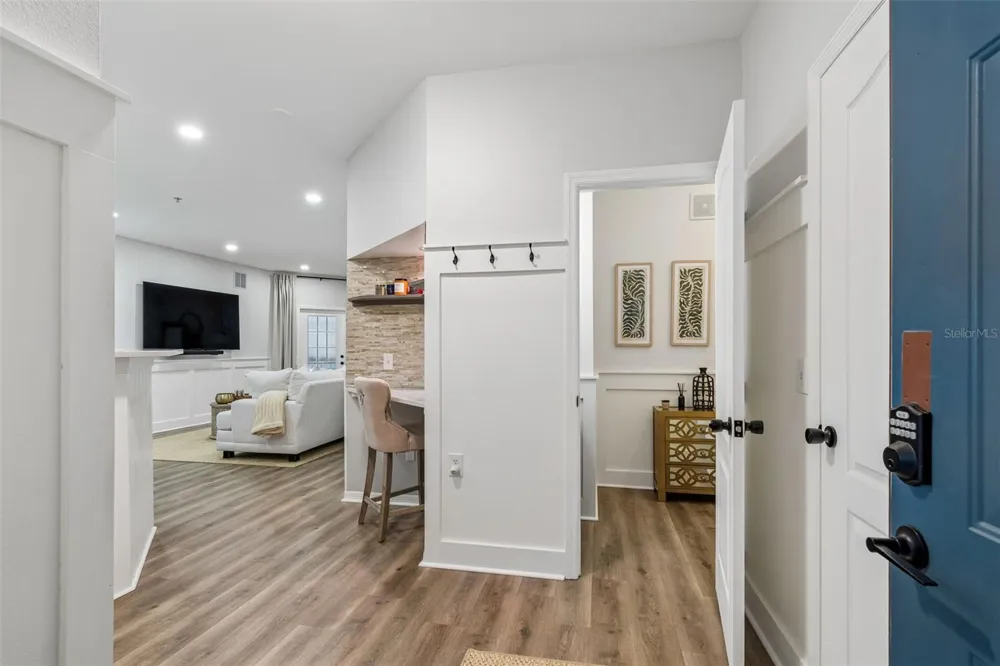 1640 VILLA CAPRI CIRCLE #208 Odessa, FL 33556