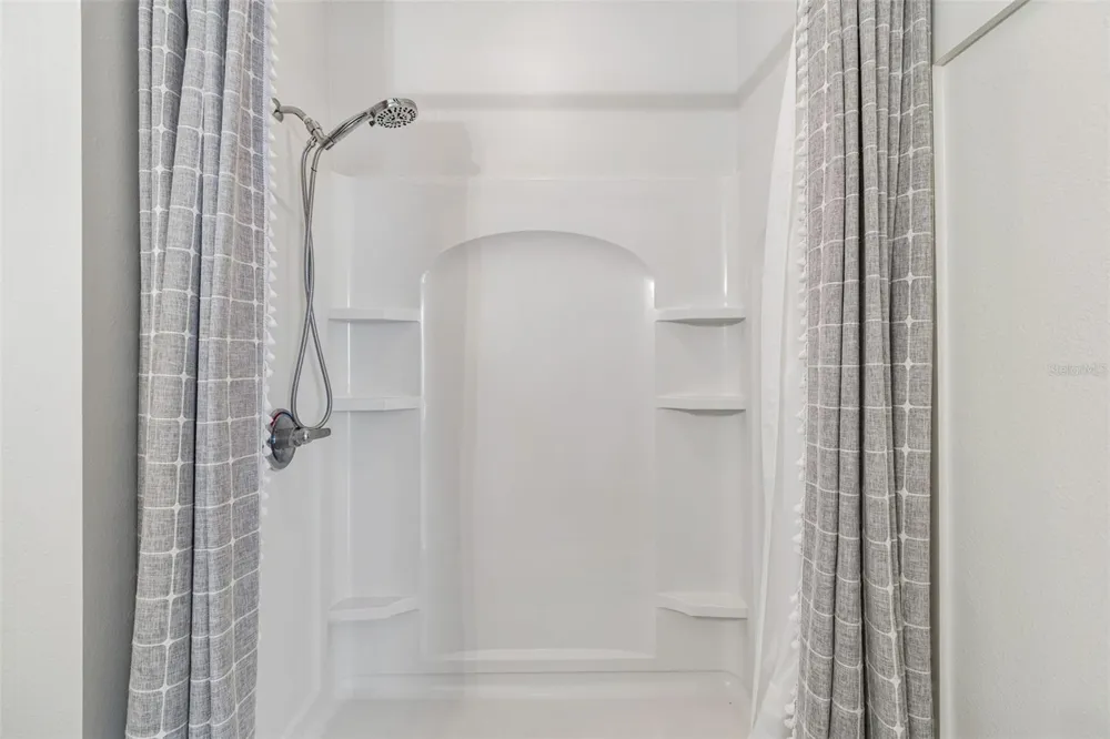1640 VILLA CAPRI CIRCLE #208 Odessa, FL 33556