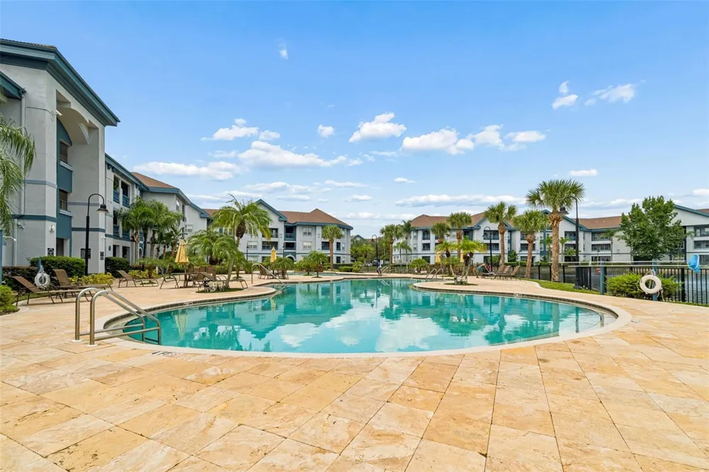 1640 VILLA CAPRI CIRCLE #208 Odessa, FL 33556