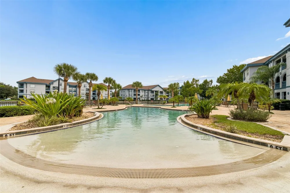 1640 VILLA CAPRI CIRCLE #208 Odessa, FL 33556