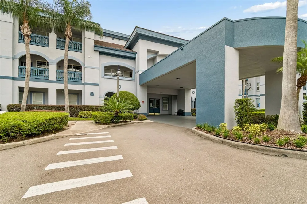 1640 VILLA CAPRI CIRCLE #208 Odessa, FL 33556