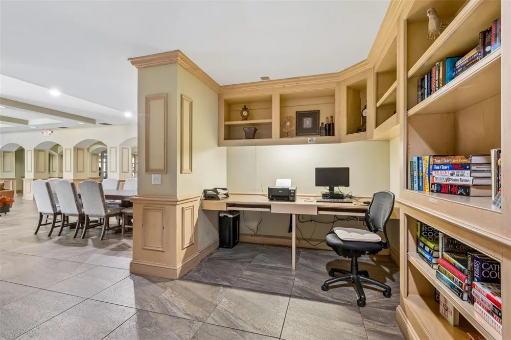 1640 VILLA CAPRI CIRCLE #208 Odessa, FL 33556