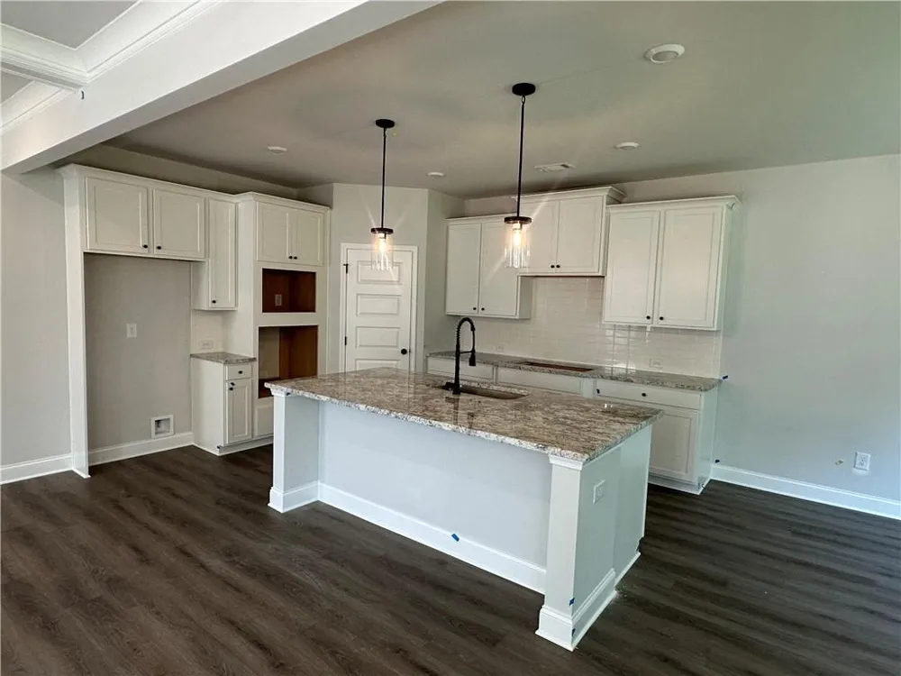 97 Avian Way Auburn, GA 30011