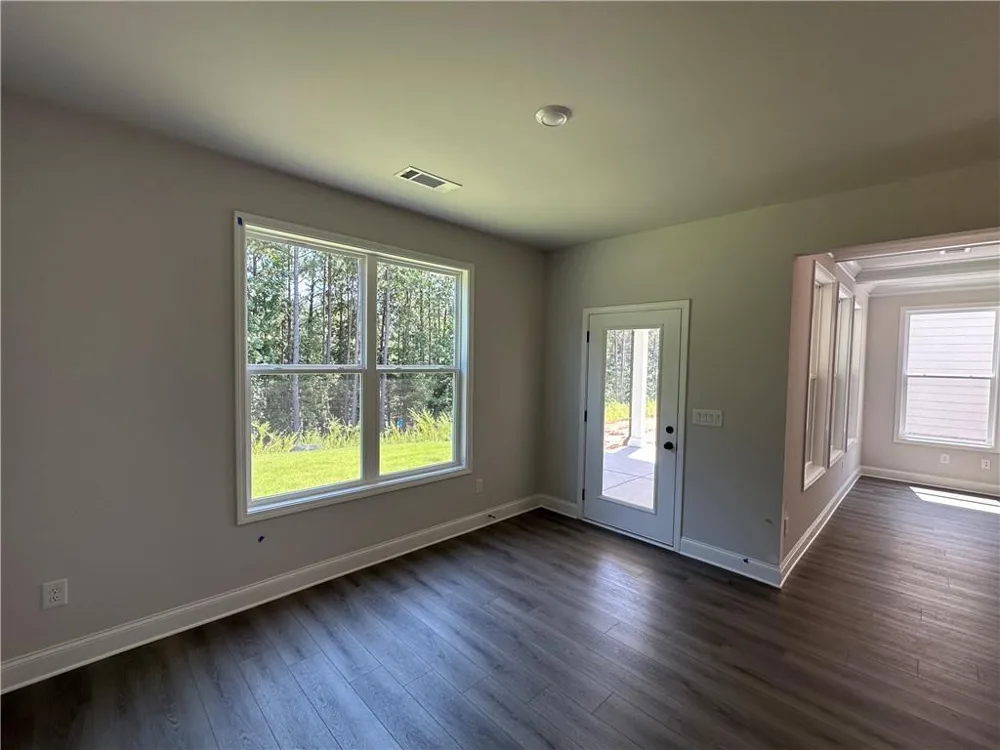 97 Avian Way Auburn, GA 30011